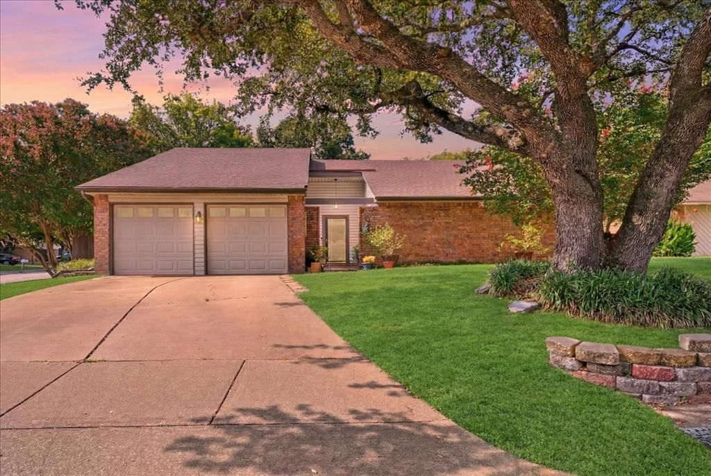 2401 Slaton Drive, Grand Prairie, TX 75052 Main Photo