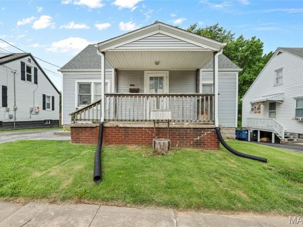 806 Roedale Avenue , Alton, IL 62002