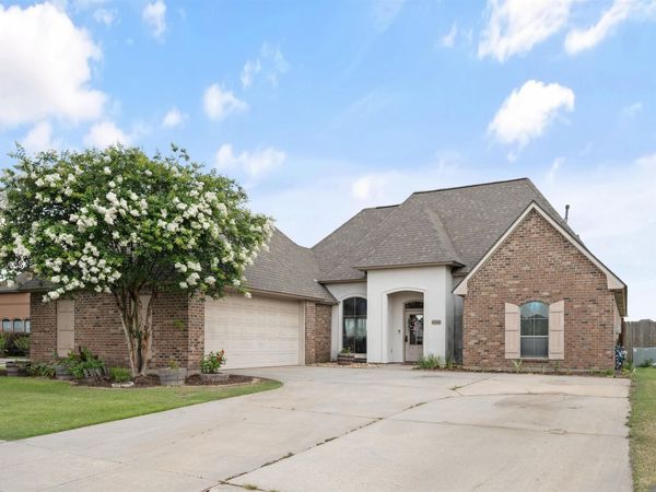 4548 Little Hope Dr, Addis, LA 70710