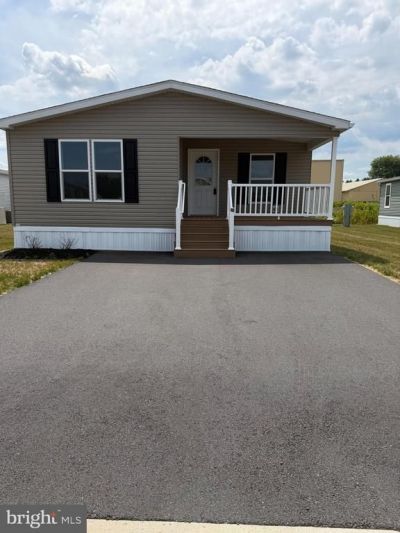 28 EVERGREEN ALY , PALMYRA, PA 17078