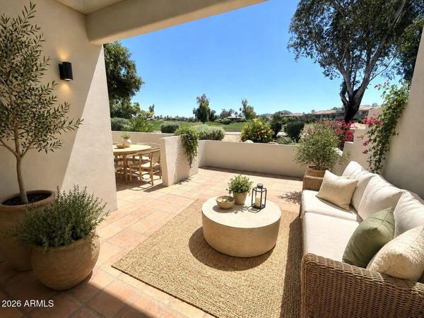 7710 E Gainey Ranch Road, Unit 121, Scottsdale, AZ 85258