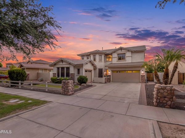 3832 E OLD STONE Circle N, Chandler, AZ 85249
