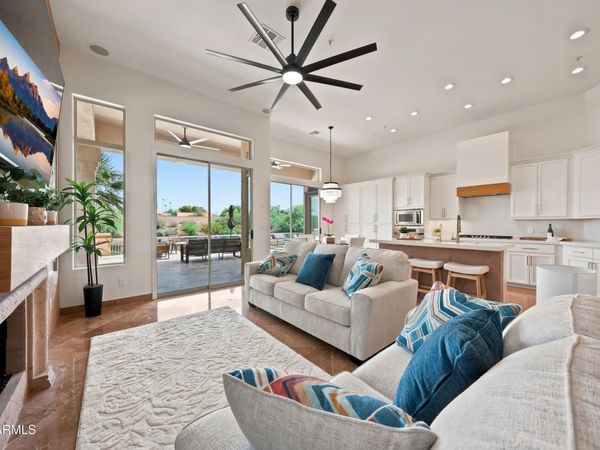 10180 E COCHISE Drive, Scottsdale, AZ 85258