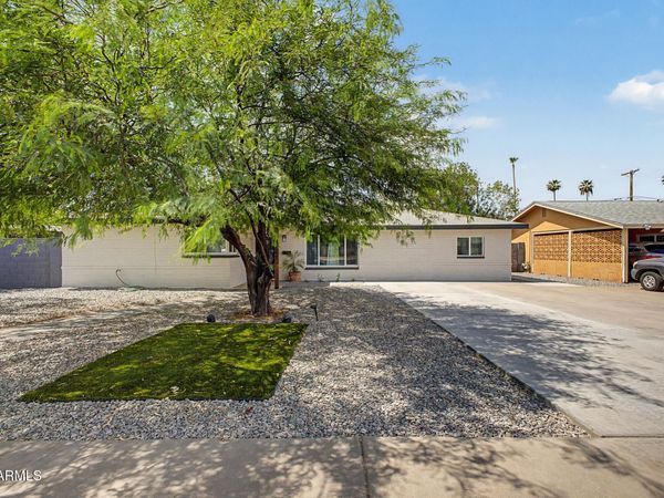 1807 W HIGHLAND Avenue, Phoenix, AZ 85015