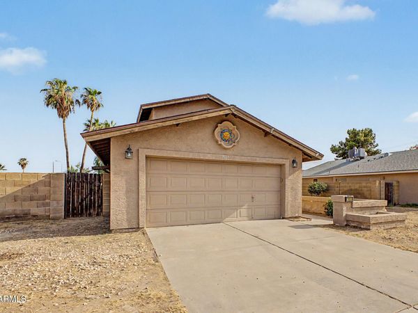 7885 W WINDSOR Boulevard, Glendale, AZ 85303