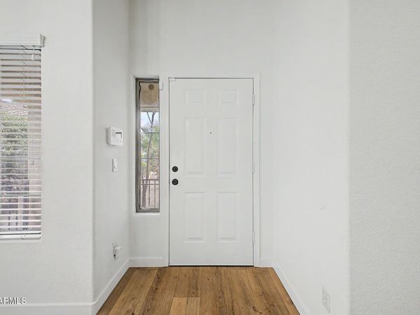 5853 W SELDON Lane, Glendale, AZ 85302