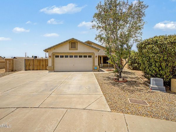 5853 W SELDON Lane, Glendale, AZ 85302
