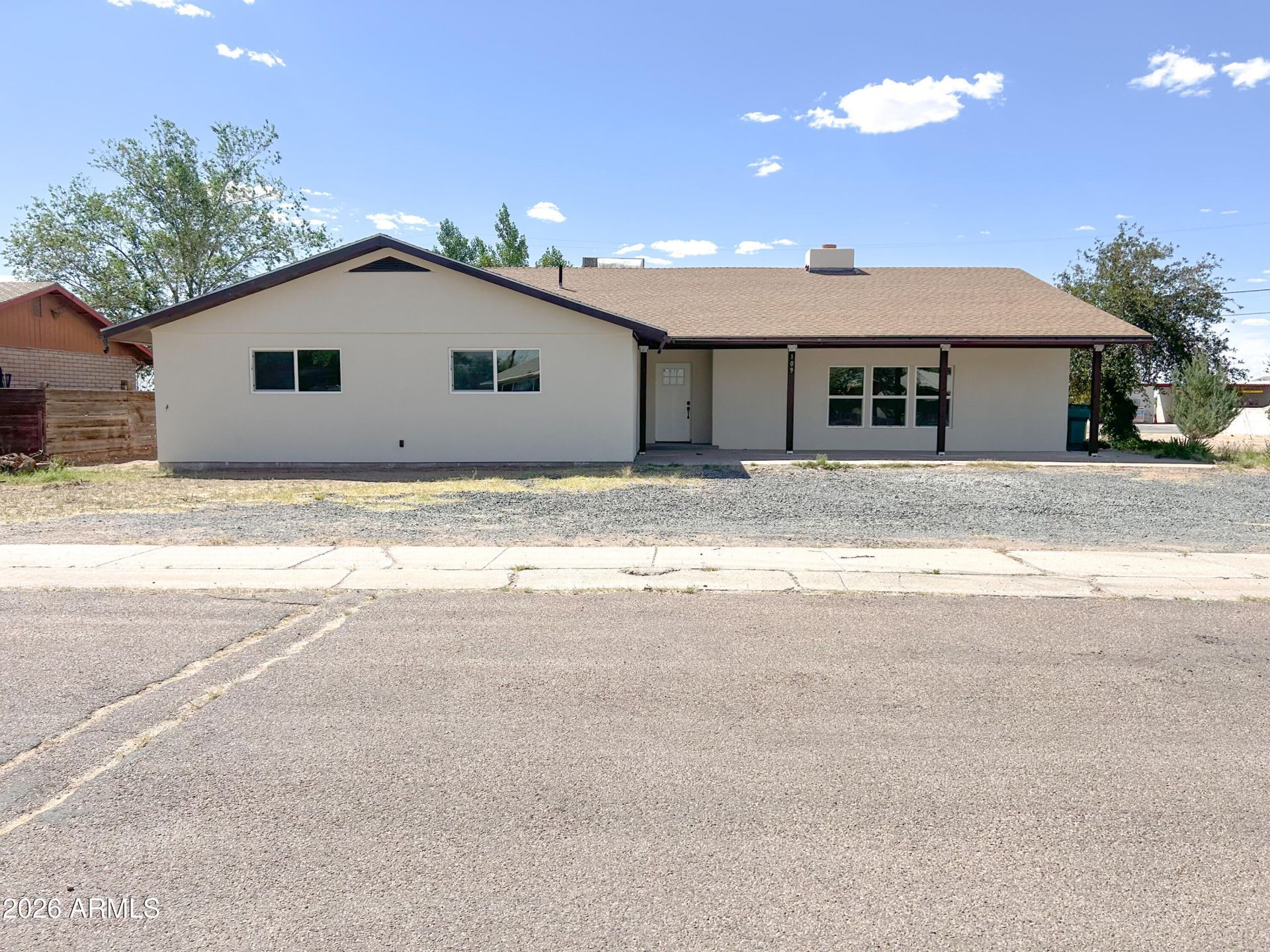 109 Encanto Drive, Holbrook, AZ 86025