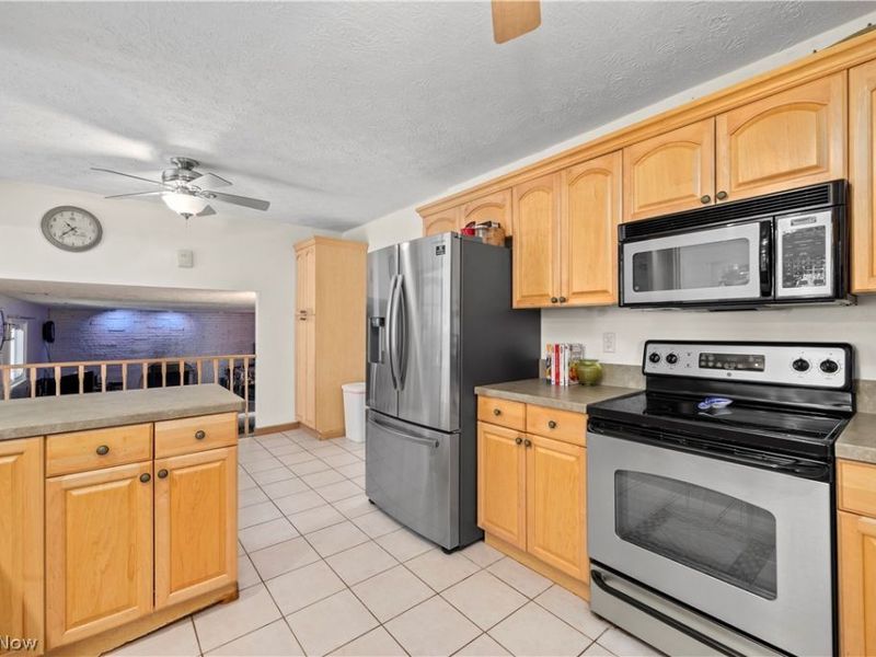 820 Lincoln Street, Amherst, OH 44001 Photo 8