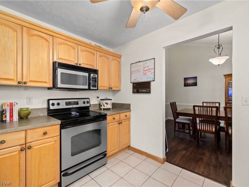 820 Lincoln Street, Amherst, OH 44001 Photo 9
