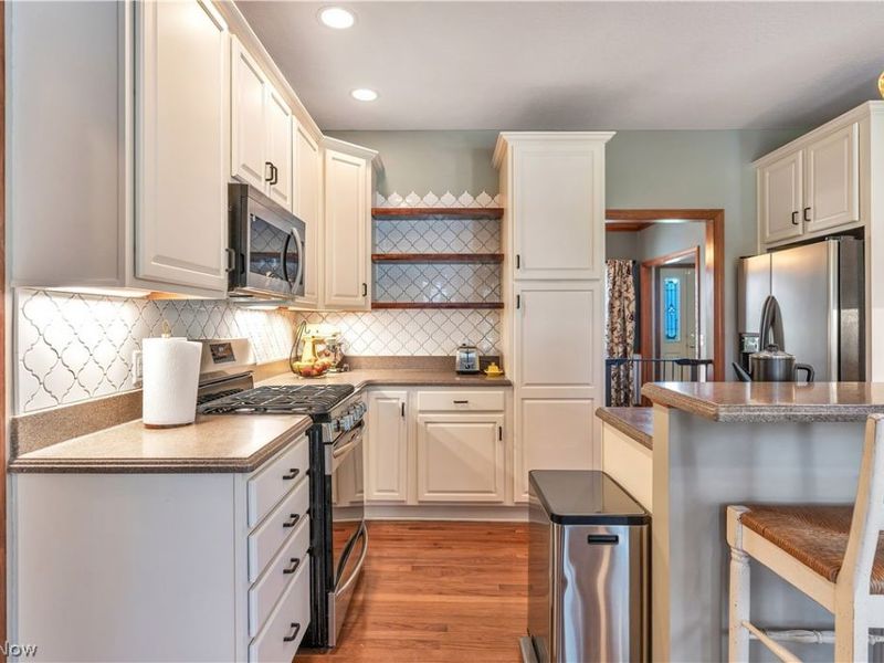 2931 Blue Ash Avenue NW, Canton, OH 44708 Photo 3