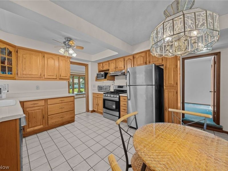 1759 Chelmsford Road, Mayfield Heights, OH 44124 Photo 10