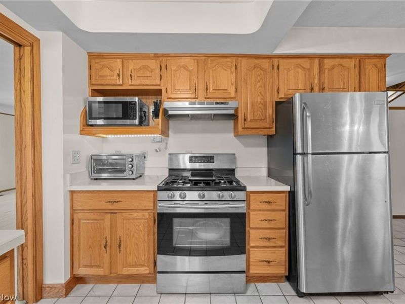 1759 Chelmsford Road, Mayfield Heights, OH 44124 Photo 9