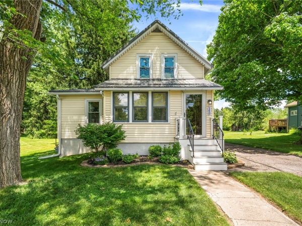 140 5th Avenue , Chardon, OH 44024