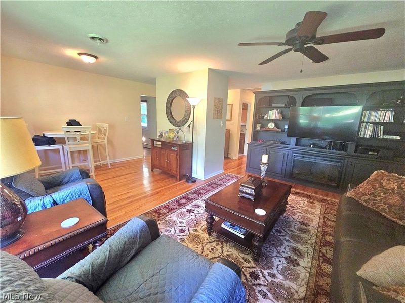 3599 Hoagland Blackstub Road, Cortland, OH 44410 Photo 24