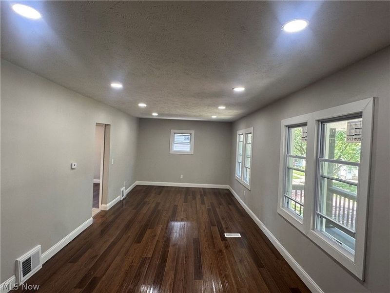 13704 Deise Avenue, Cleveland, OH 44110 Photo 5