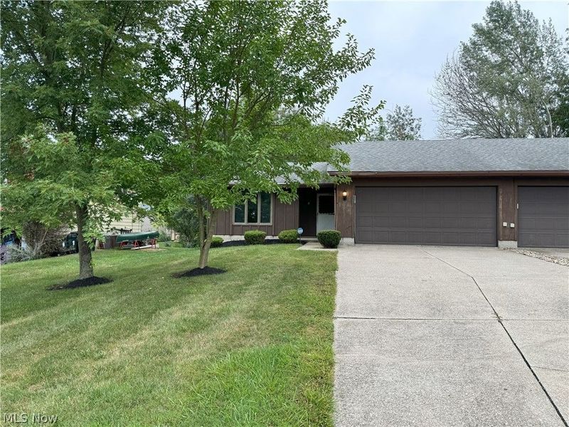 975 Substation Road, Brunswick, OH 44212 Photo 1