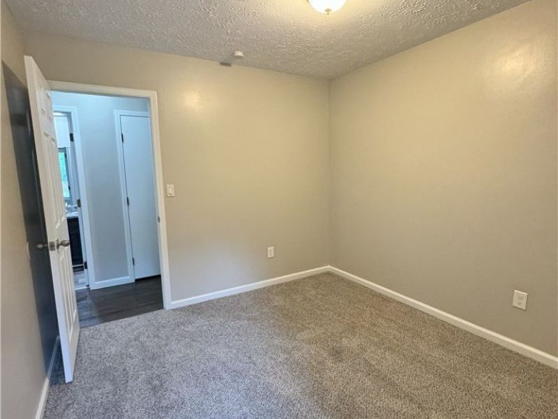 975 Substation Road, Brunswick, OH 44212 Photo 15