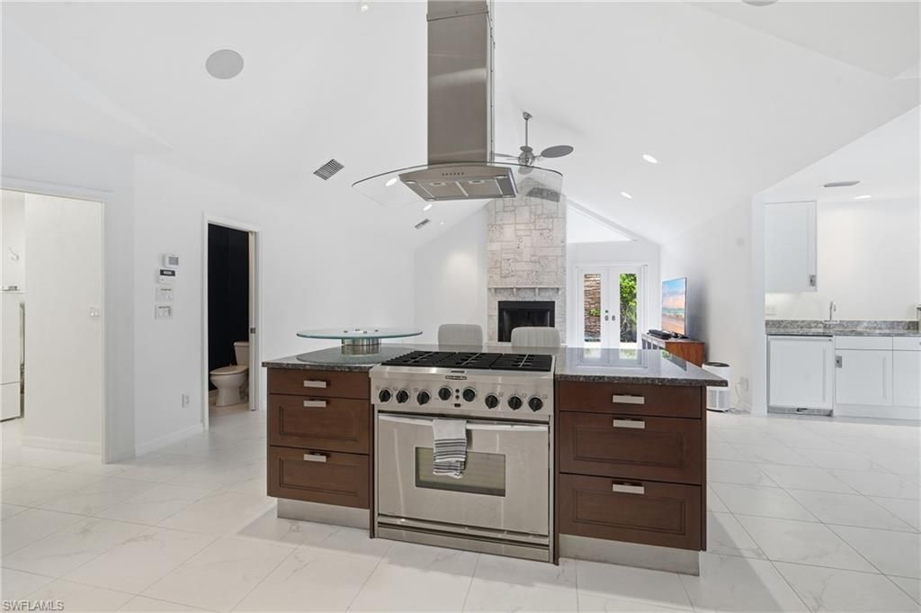15821 Shamrock Dr, Fort Myers, FL 33912 Photo