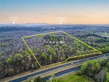 5457 Cornelia Highway , Alto, GA 30510