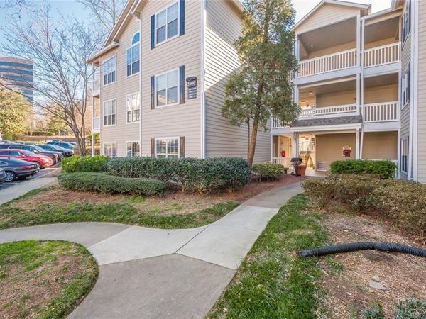 1250 Parkwood Circle SE, Unit 2113, Atlanta, GA 30339