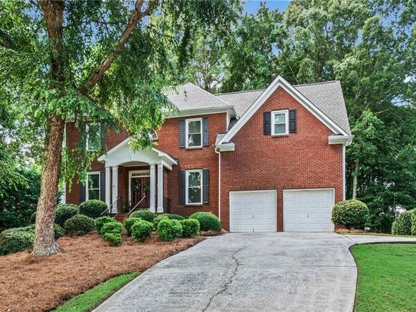 4250 Meadow View Court , Cumming, GA 30041