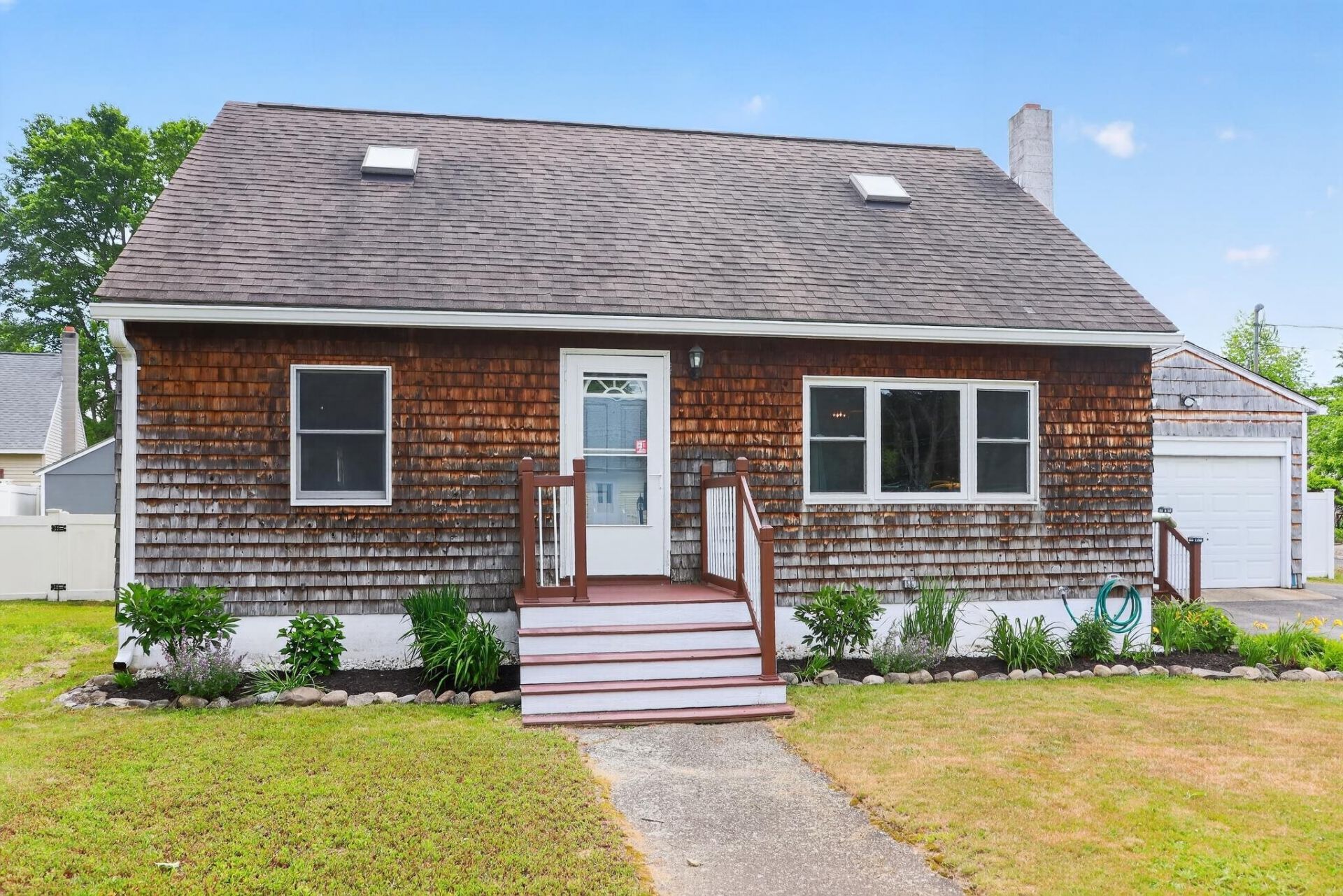 1 Scammon Lane, Exeter, NH 03833 Main Photo