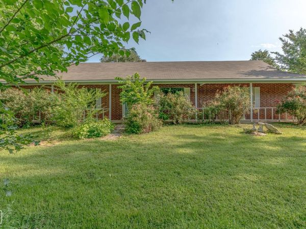 522 E Philadelphia Road, Jonesboro, AR 72401