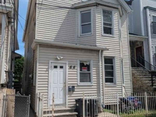 66 Erie St, Elizabeth, NJ 07206