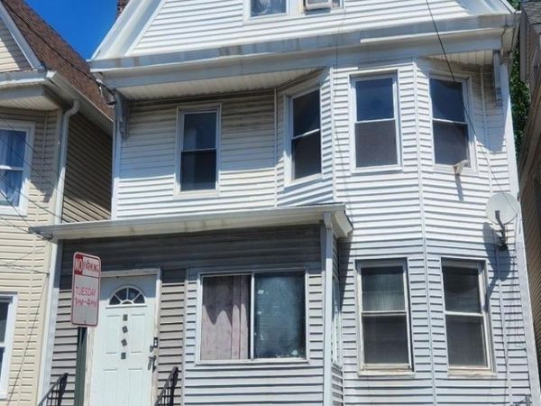1025 Anna St, Elizabeth, NJ 07201