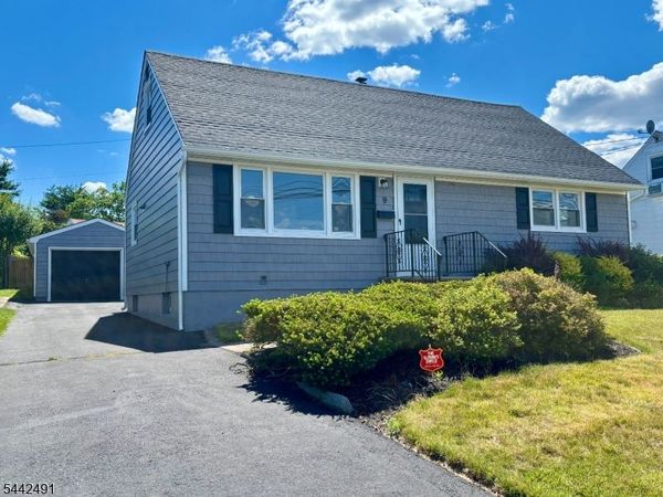 9 Joan Pl, Clifton, NJ 07012