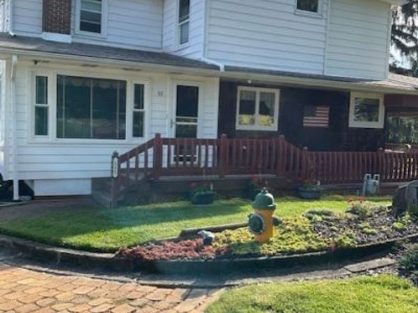 111 Adrian Ln, Butler, PA 16001