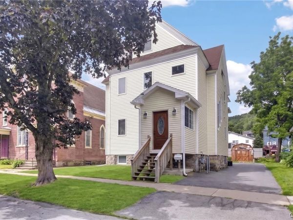 20 Petrie Street, Little Falls, NY 13365