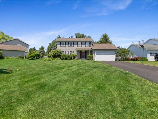 40 Alverstone Way , West Henrietta, NY 14586