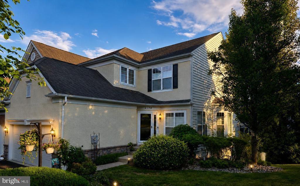 2114 REDBUD LANE , FURLONG, PA 18925