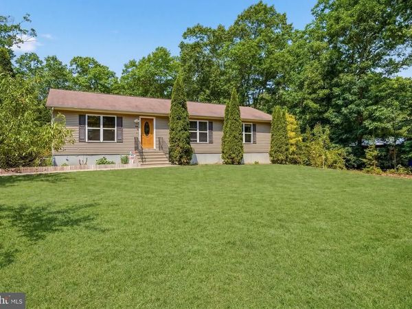 46 CAPE MAY AVENUE, DOROTHY, NJ 08317