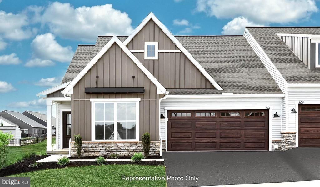 536 STONE GATE BOULEVARD , ANNVILLE, PA 17003