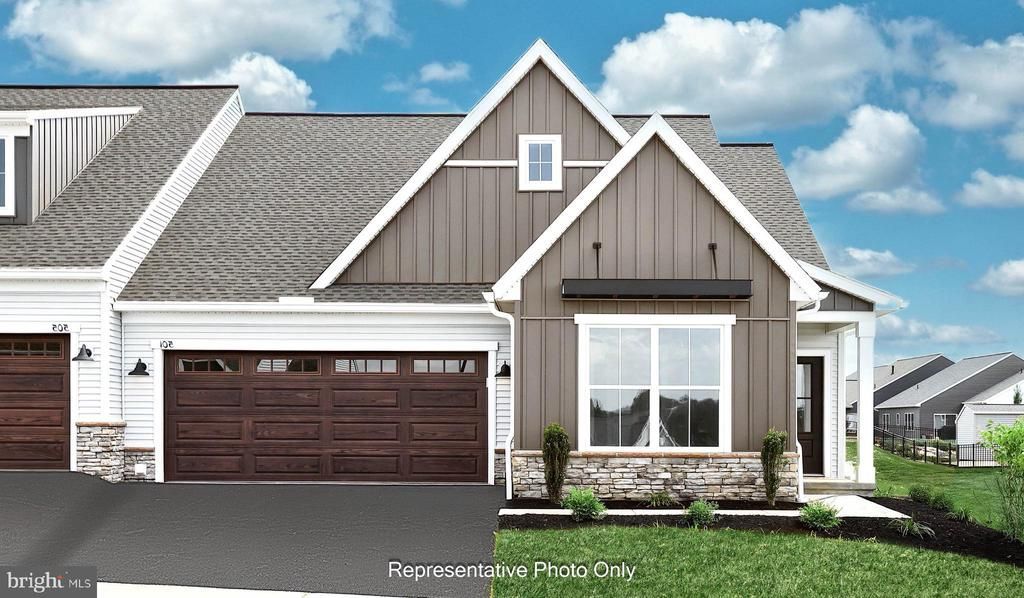 532 STONE GATE BOULEVARD , ANNVILLE, PA 17003