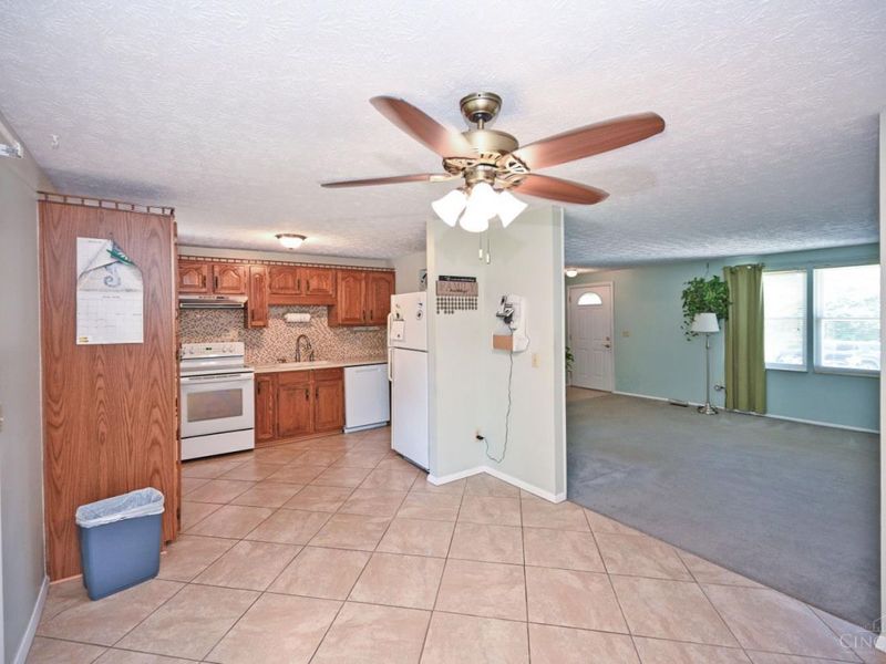768 Tradewind Drive, Mason, OH 45040 Photo 10