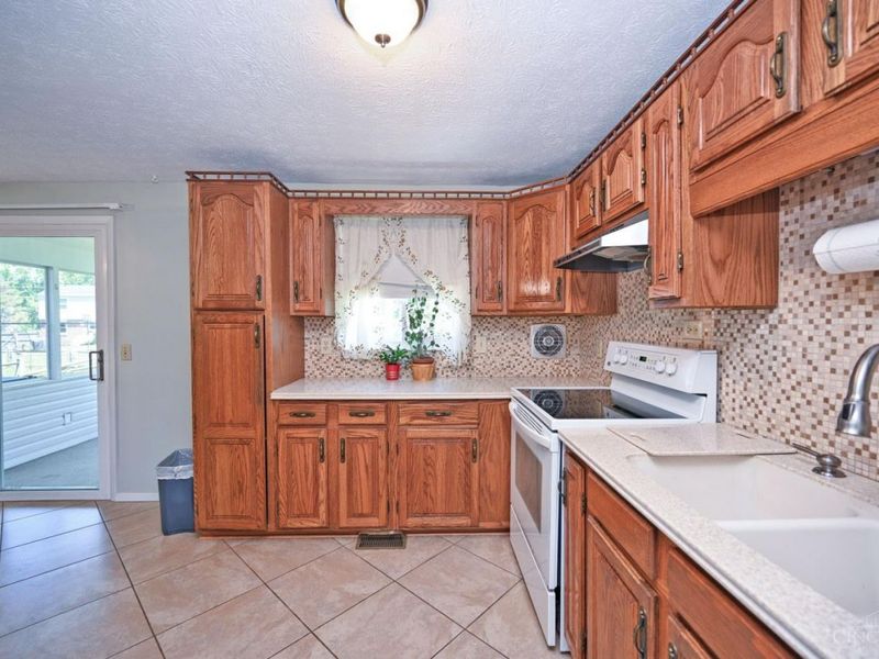 768 Tradewind Drive, Mason, OH 45040 Photo 16