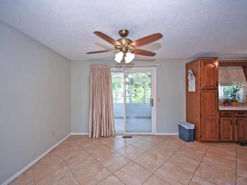 768 Tradewind Drive, Mason, OH 45040 Photo 9