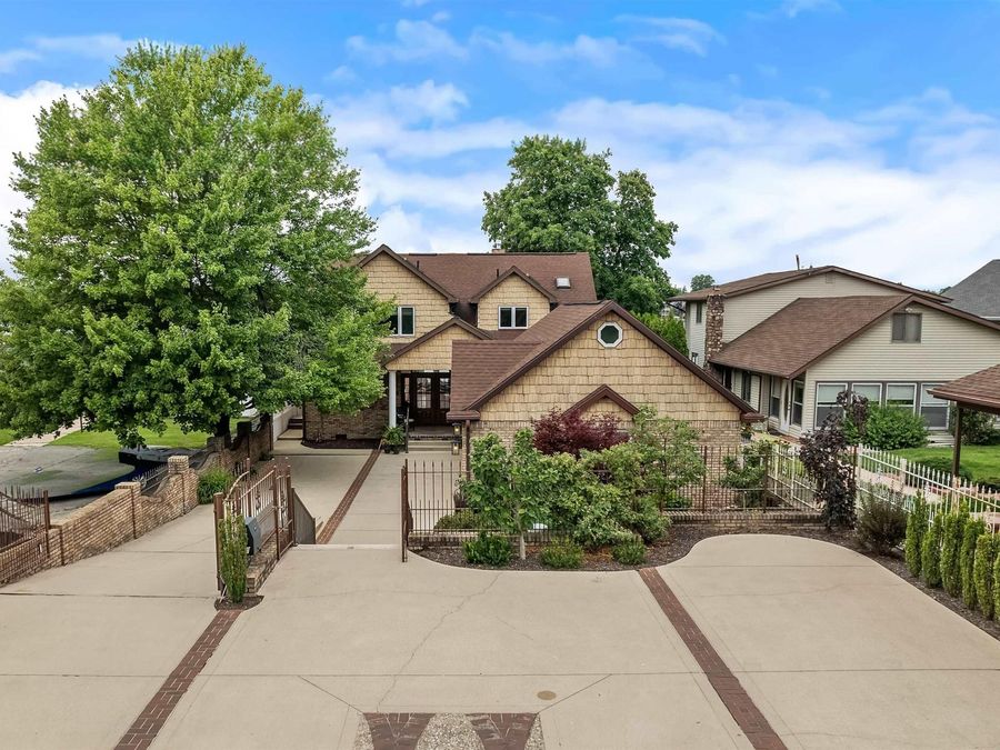 Property Image 4
