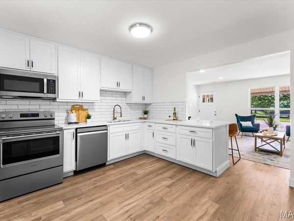 3001 West Boulevard, Belleville, IL 62221