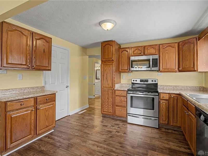 185 Broadripple Road, Centerville, OH 45458 Photo 10