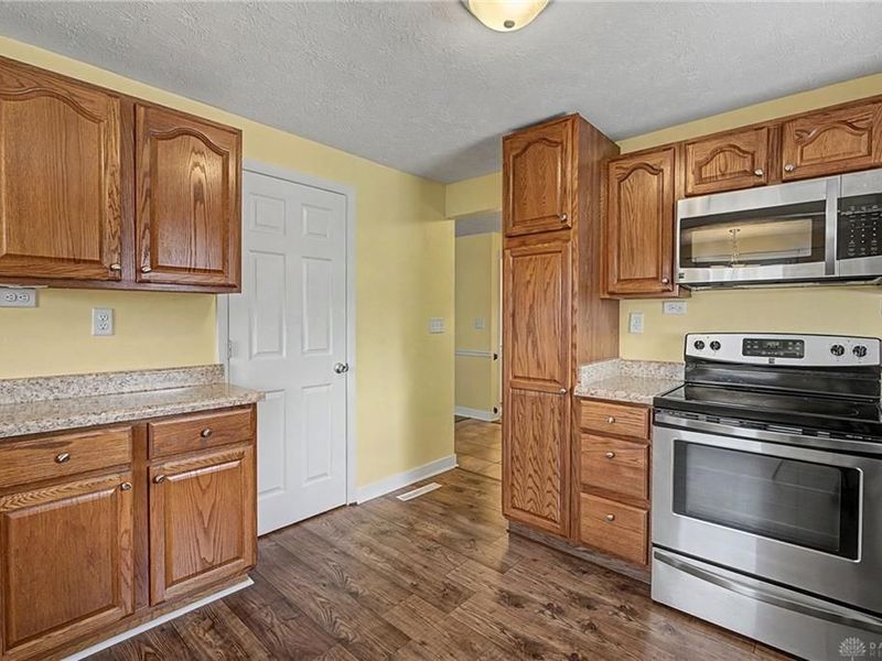 185 Broadripple Road, Centerville, OH 45458 Photo 12
