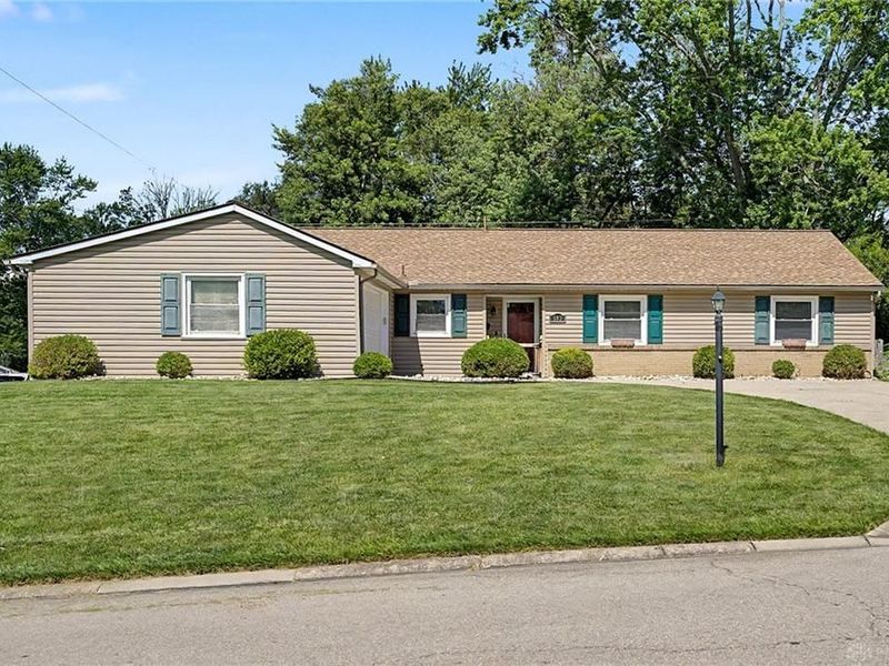 185 Broadripple Road, Centerville, OH 45458 Photo 2