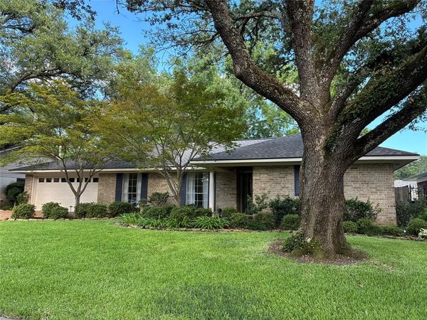 7317 Camelback Drive, Shreveport, LA 71105