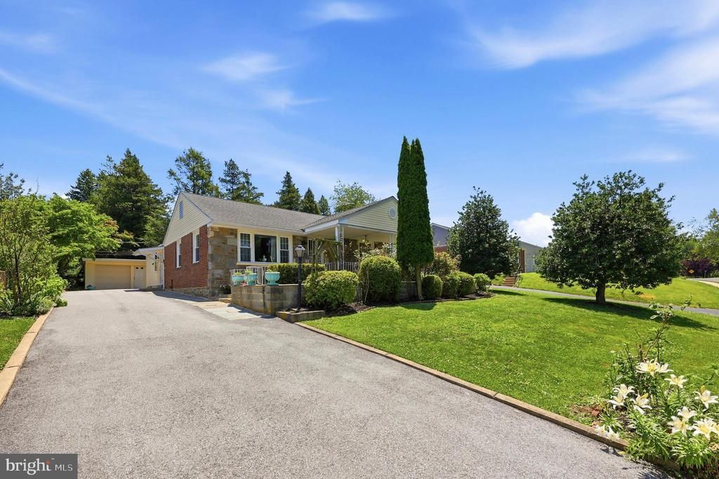 49 JAMES ROAD , BROOMALL, PA 19008