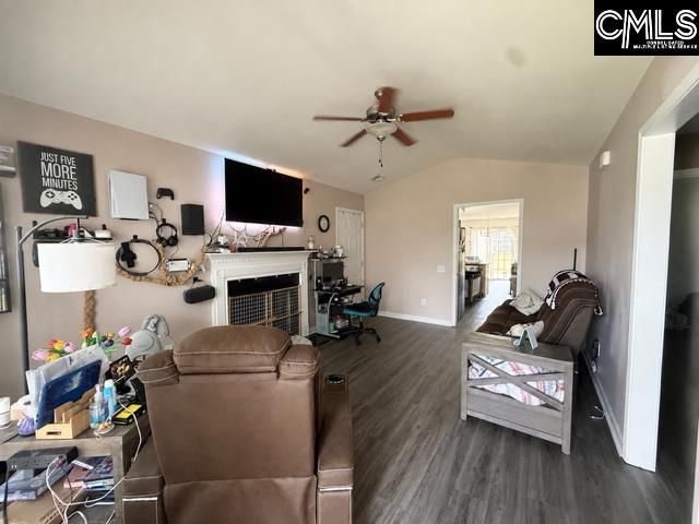 176 Mariscat Place Photo 4