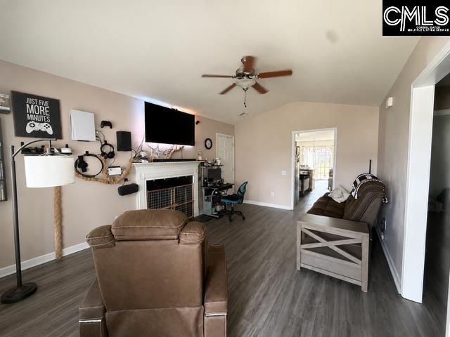 176 Mariscat Place Photo 5